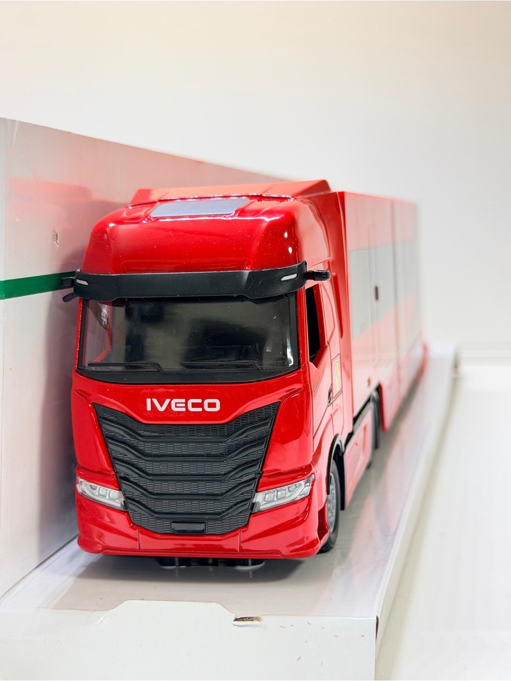 Bburago Red Kids Toy Transport Truck